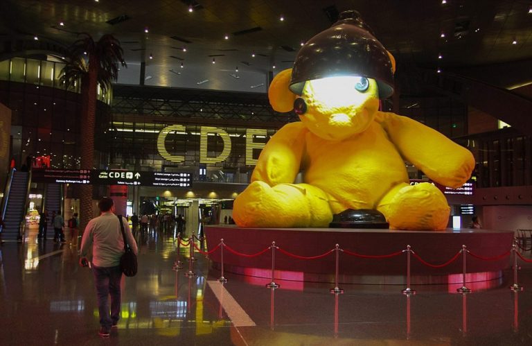 Hamad Airport - Doha - Teddy Bear lampe