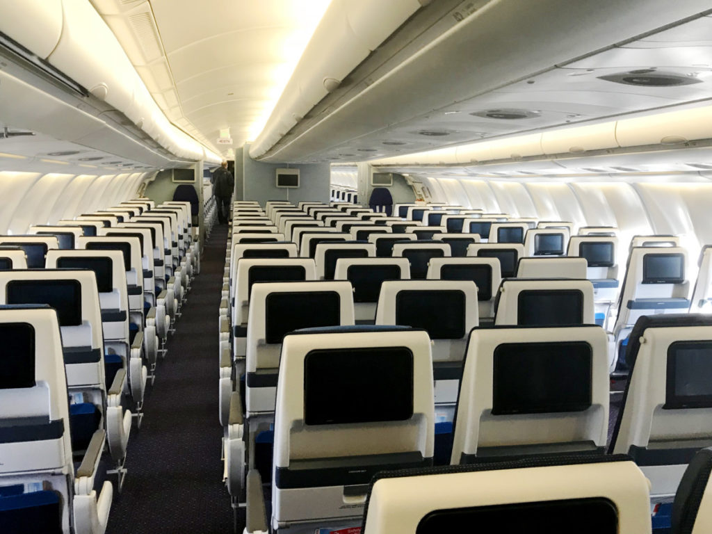 KLM Airbus A330-300 Economy Class