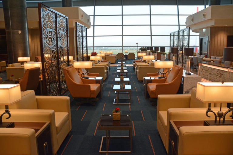 Emirates lounge Roma