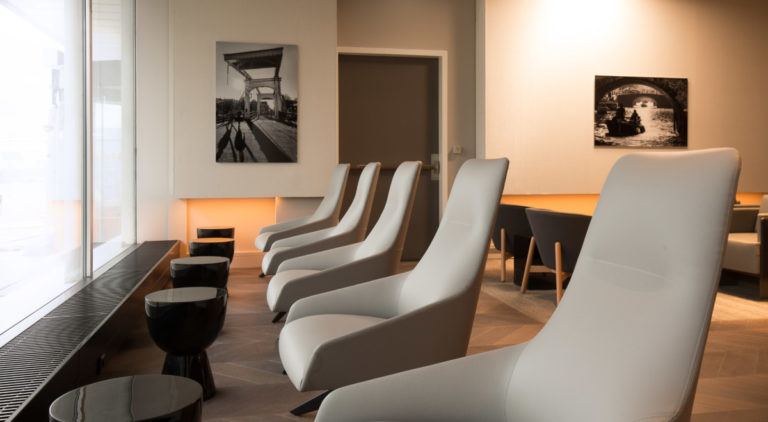 The new Star Alliance lounge at Amsterdam AMS airport