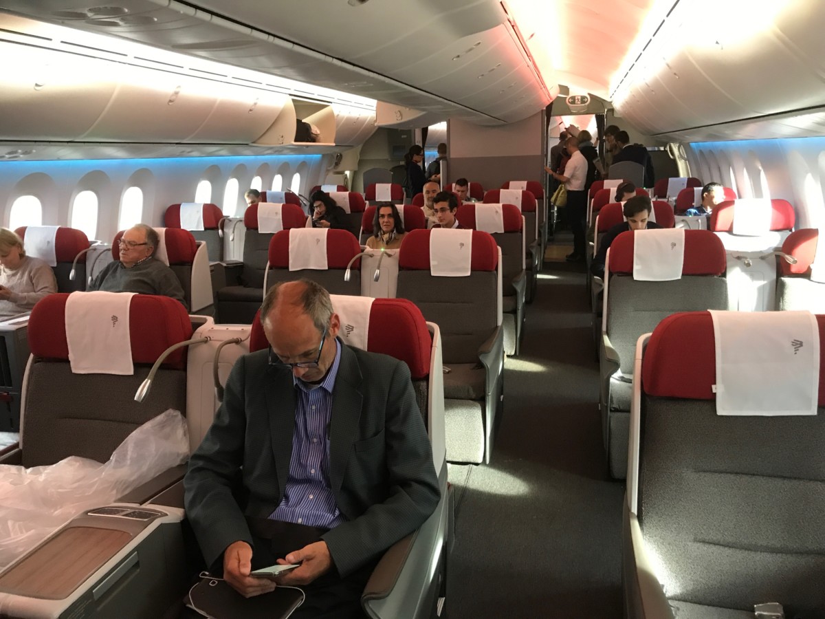 LATAM Business Class Boeing 787-9