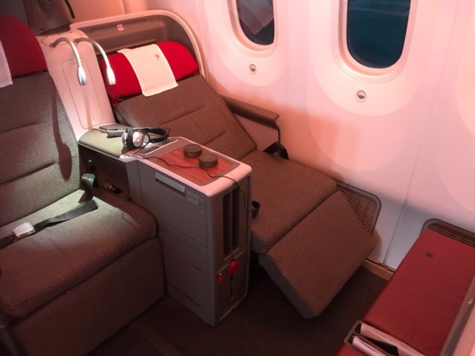 LATAM Business Class Boeing 787-9