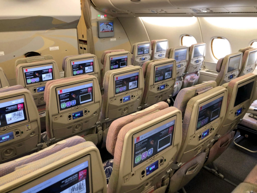 Emirate Airbus A380 økonomiklasse på øvre dekk