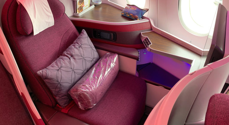 Qatar Airways business class Airbus A350