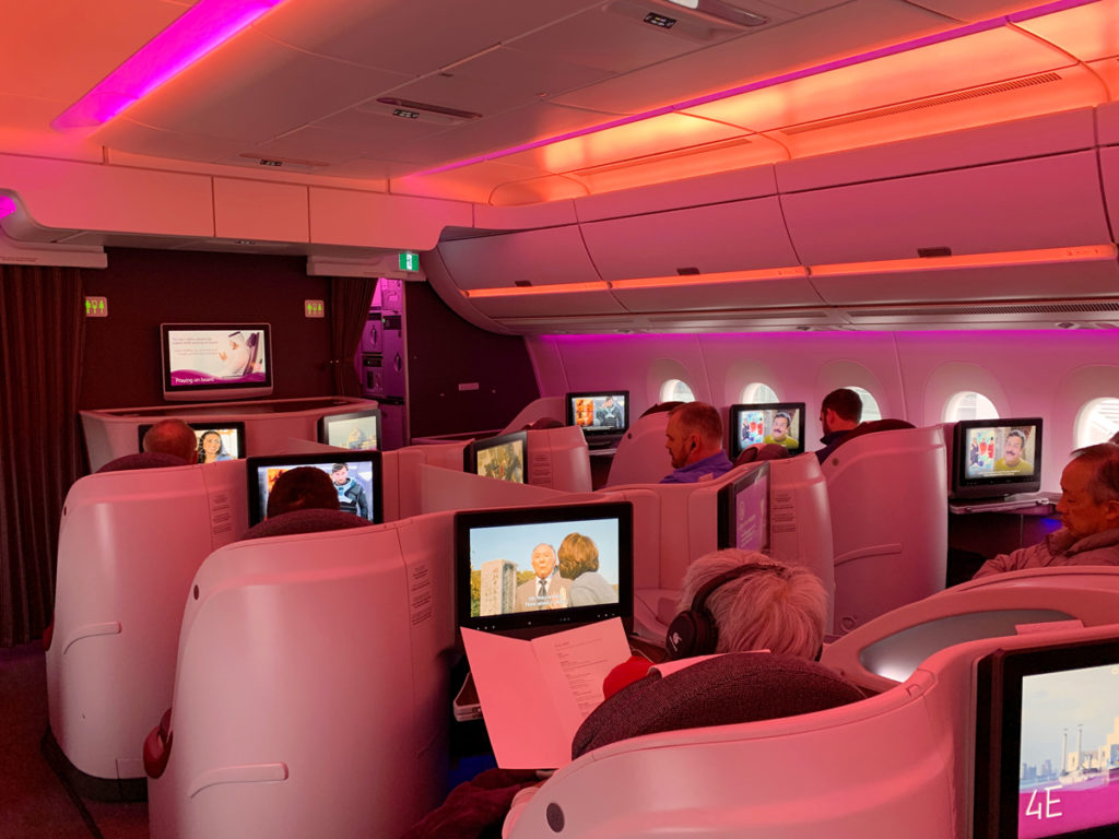 Qatar Airways business class Airbus A350