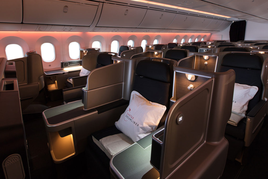 Qantas Boeing 787-9 Dreamliner business class