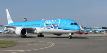 KLM Boeing 787-10 Dreamliner