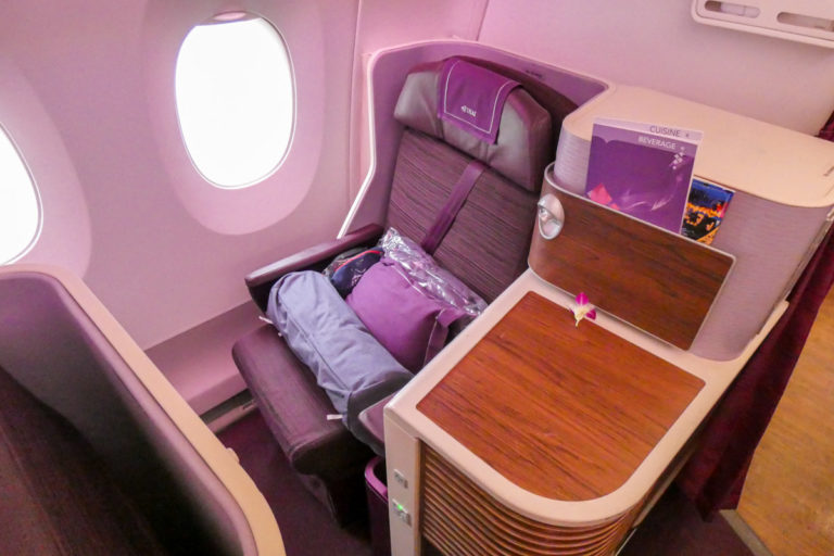 Thai Airways Airbus A350 business class sete