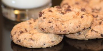 DoubleTree by Hilton Chocolate Chip Cookies