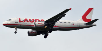 Østerrike innfører minstepris og nye avgifter på flybilletter / Laudamotion Airbus A320